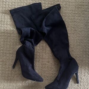 Elegant Black Over-the-Knee Boots